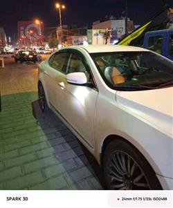 Kia Cadenza